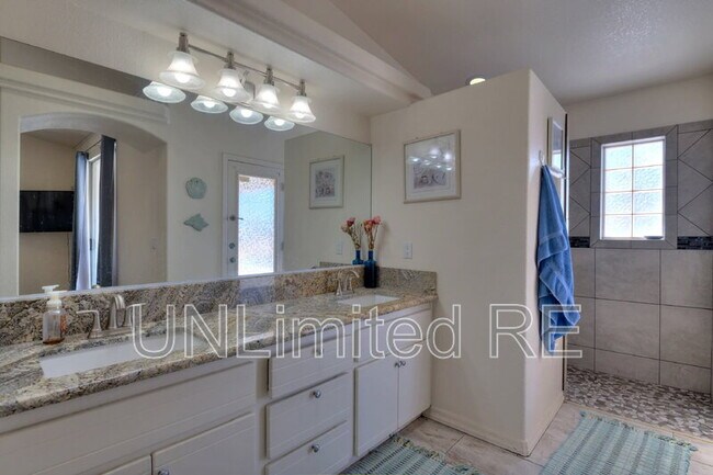 Building Photo - 304 Acoma Blvd S