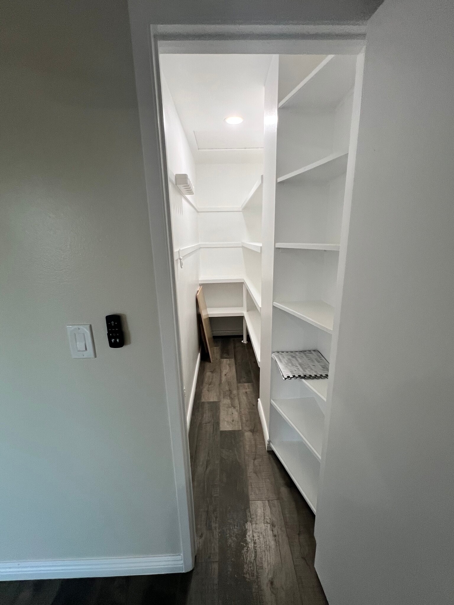 Building Photo - 10730 Droxford St