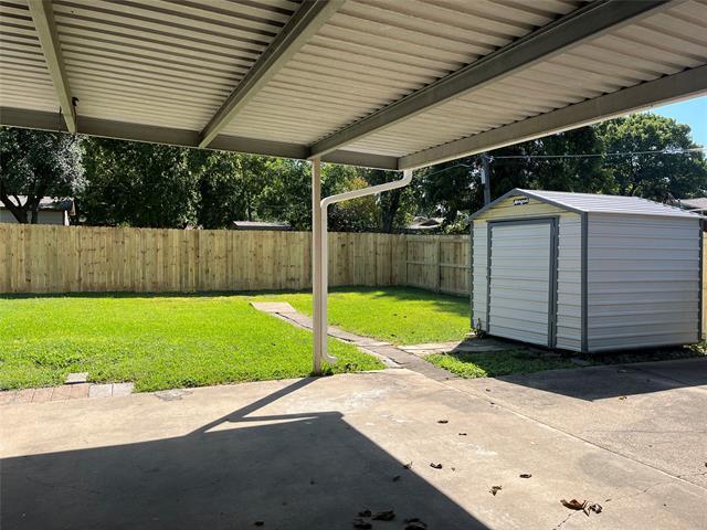 Building Photo - 439 Daniel St