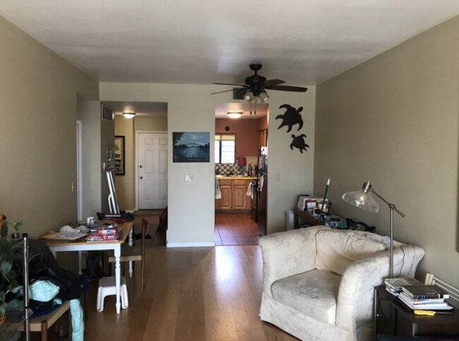 Building Photo - "Charming 2-Bed, 2-Bath Boulder Apartment with Cozy Fireplace and Spacious 1030 Sq Ft Layout!"