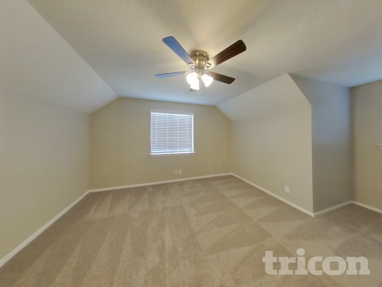 Building Photo - 1706 Crooks Ct