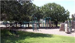 Building Photo - 202 Windrift Ct