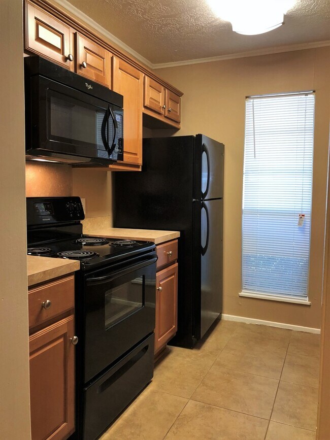 Building Photo - 3502CU