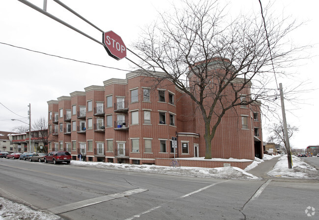 Primary Photo - Time Square Apartments