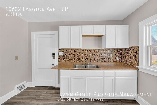 Building Photo - 10602 Langton Ave