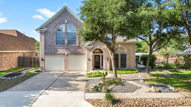 Building Photo - 6806 Thistle Hill Way