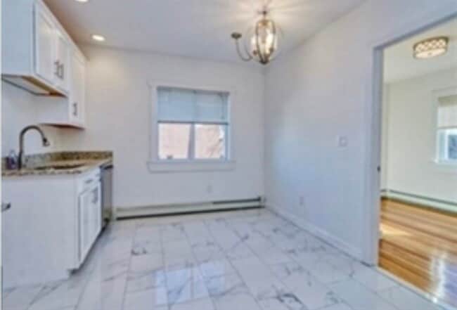 Building Photo - 12 Armory St