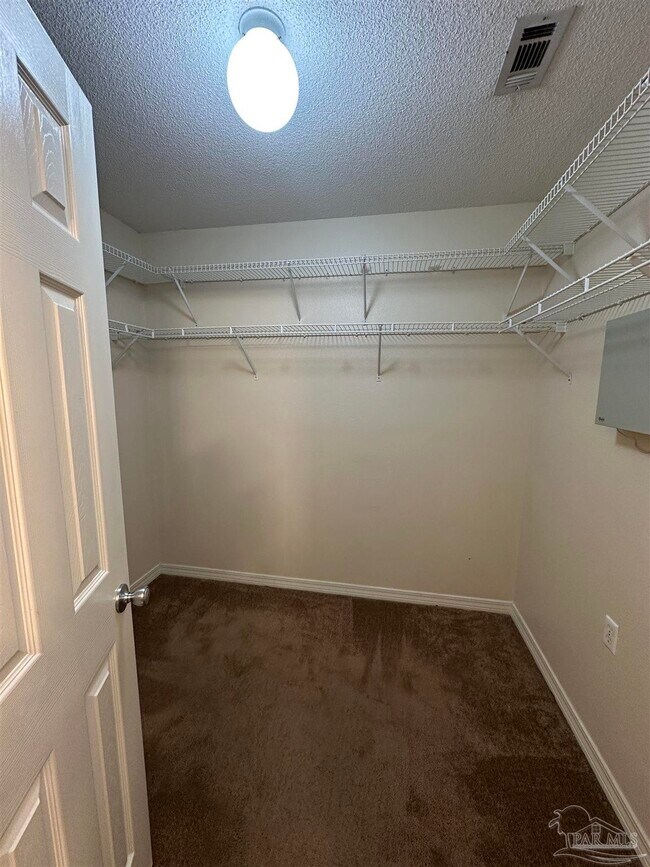 Building Photo - 3001 Flintlock Dr