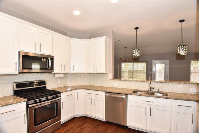 Building Photo - 14605 Ballyclarc Dr