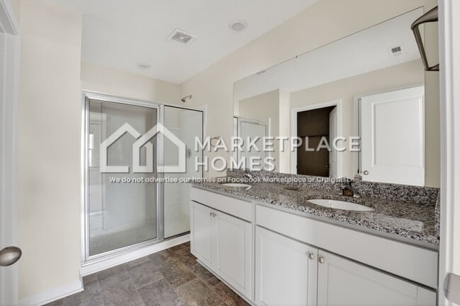 Building Photo - 12318 Hatmaker Ln