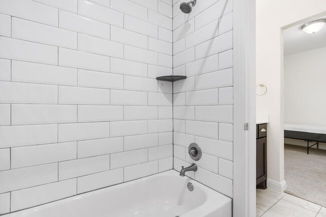 Building Photo - 2304 Arroyo Grande