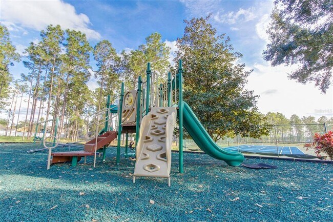 Building Photo - 218 N Hampton Dr