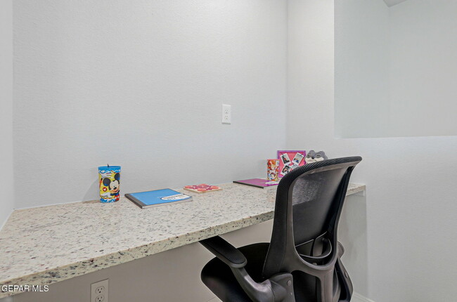Building Photo - 11150 Blazing Star Pl