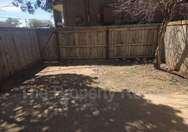 Building Photo - 1003 N Grandview Ave