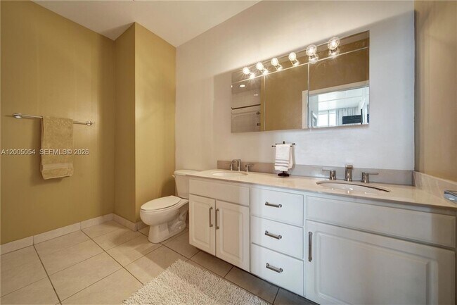 Building Photo - 2001 Biscayne Blvd