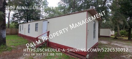 Building Photo - 2 bedroom, 1 bathroom single home in the O...