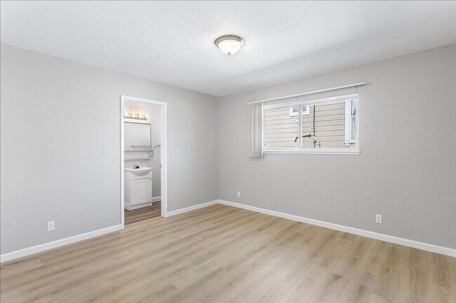 Building Photo - 1332 High St