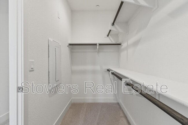 Building Photo - 2012 Confidence Wy