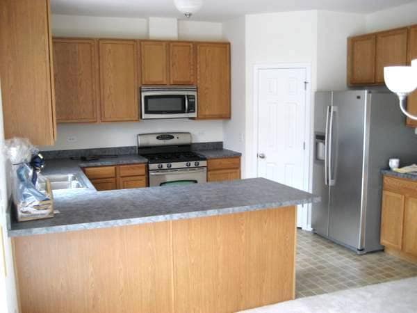 Building Photo - 928 Charlton Ln