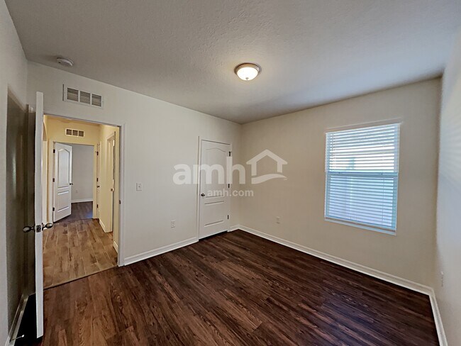 Building Photo - 3223 Magnolia Meadows Dr