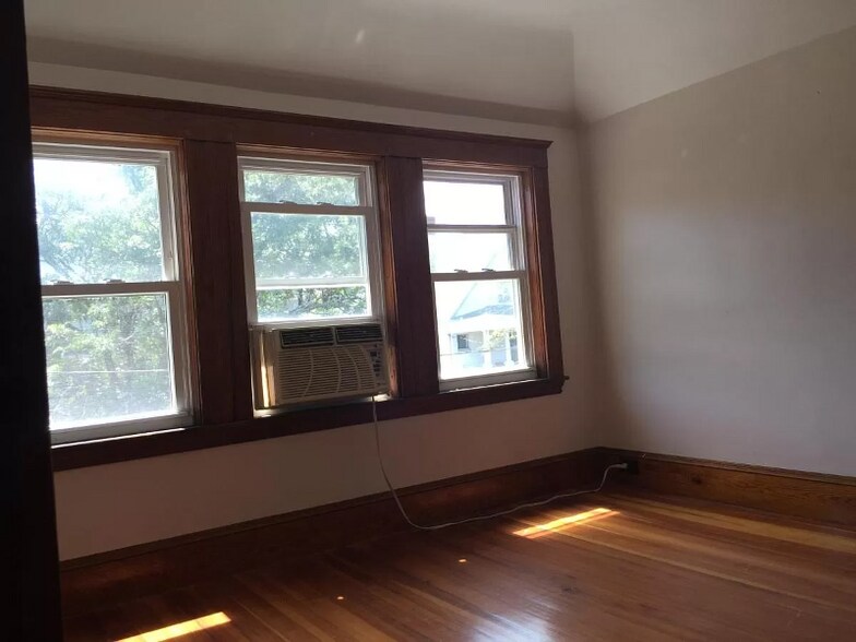 Building Photo - 25 Richie Rd