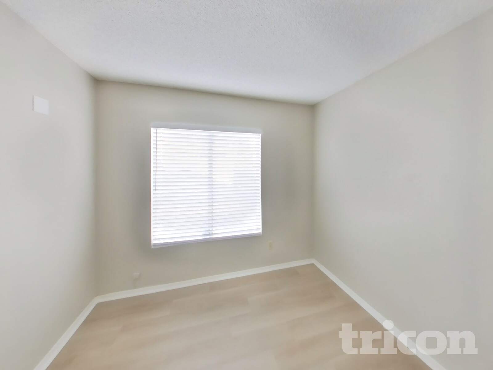 Building Photo - 6219 W North Ln