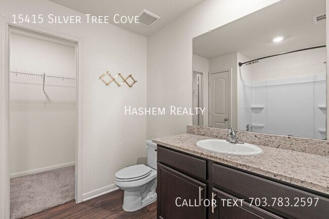 Building Photo - 15415 Silver Tree Cove