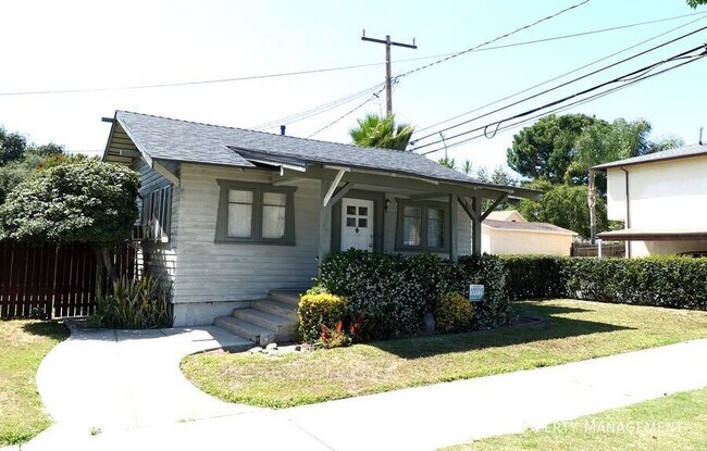 Building Photo - 417 S Canyon Blvd