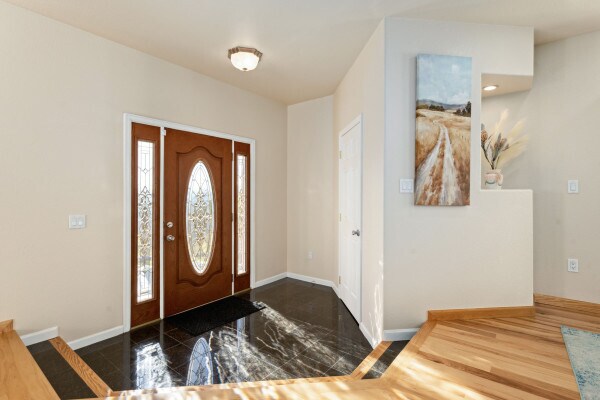 Building Photo - 11770 Leavenworth Dr