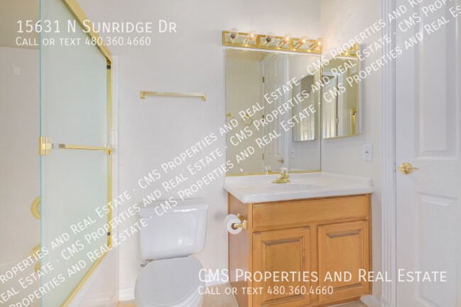 Building Photo - 15631 Sunridge Dr