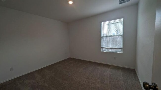 Building Photo - 204 Burt Rainey Ln