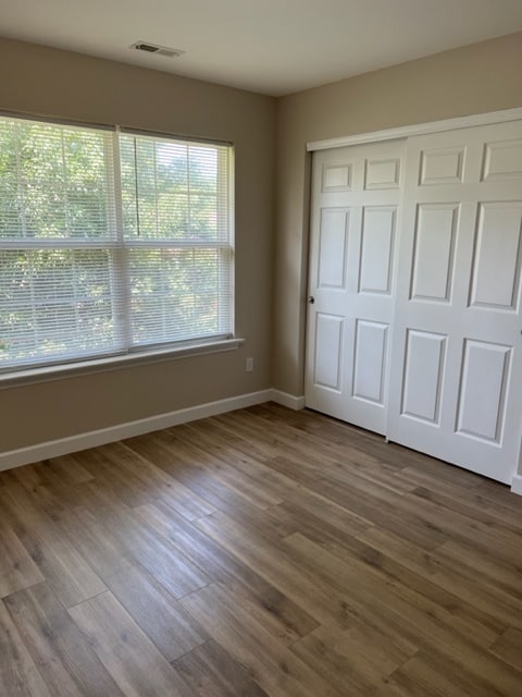 Building Photo - 406 S Church St