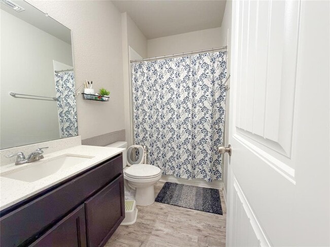 Building Photo - 3049 Blantyre Bnd