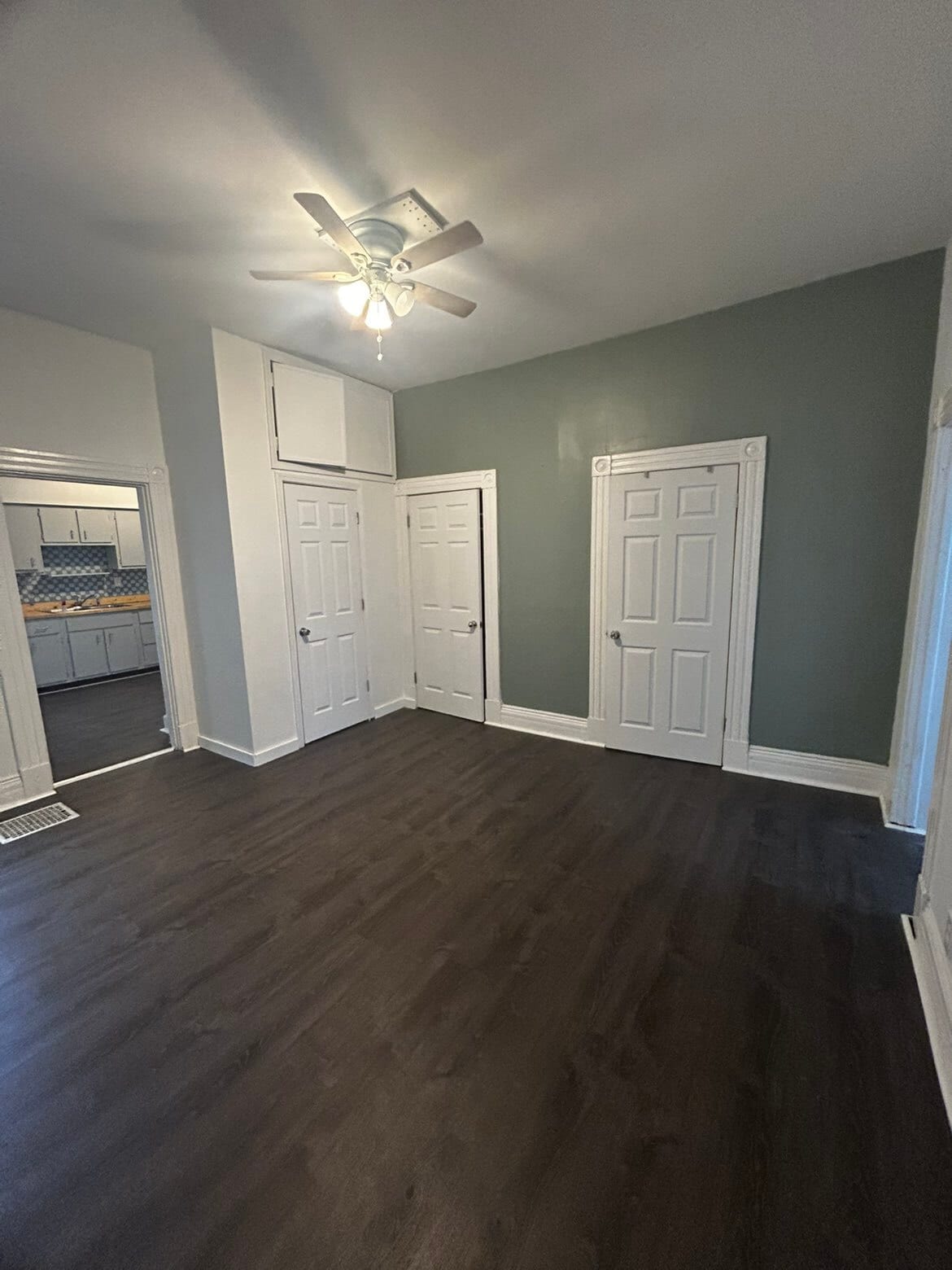 Building Photo - 428 8th Ave