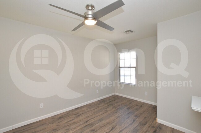 Building Photo - 3735 E Sheffield Rd