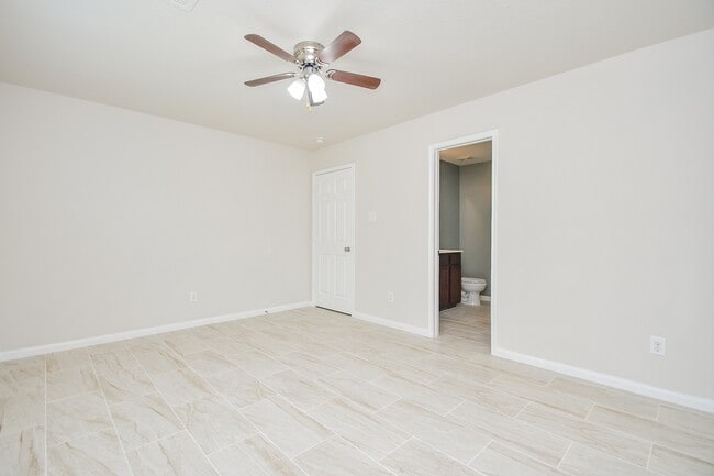 Building Photo - 17119 Hawks Landing Dr