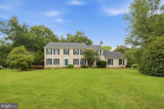 Building Photo - 7707 Lake Glen Dr