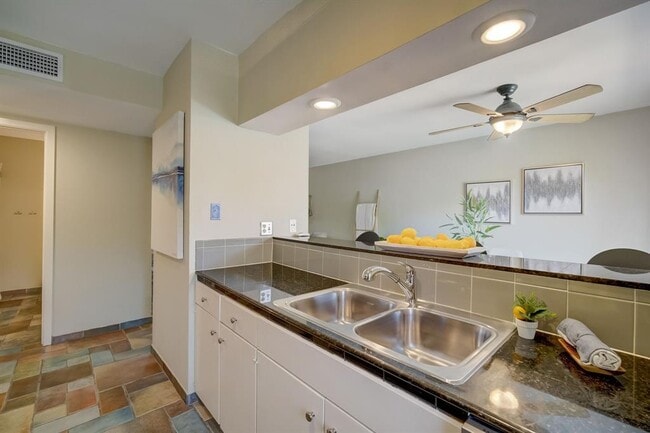 Building Photo - 7801 Shoal Creek Blvd