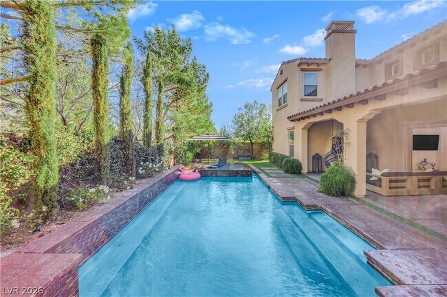 Building Photo - 84 Carolina Cherry Dr