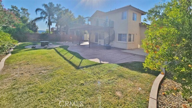 Building Photo - 39620 Glenwood Ct