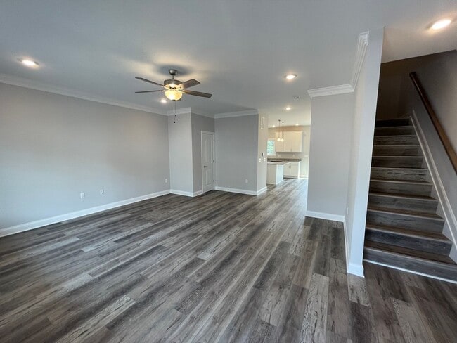 Building Photo - 1157 Bluemoon Dr