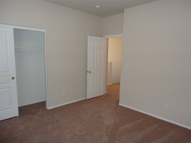 Building Photo - 6506 S 10th Dr