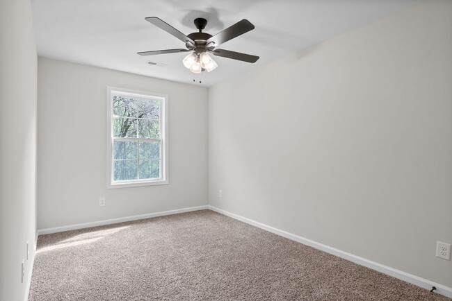 Building Photo - New Construction! GARBAGE/LAWN INCLUDED! N...