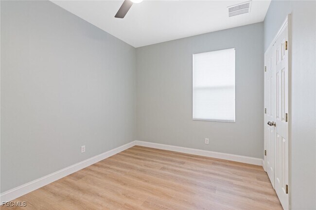 Building Photo - 16905 Colony Lakes Blvd