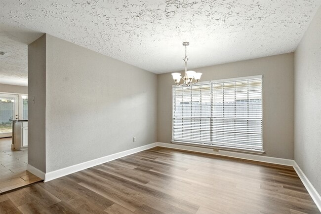 Building Photo - 5438 Garden Village Dr