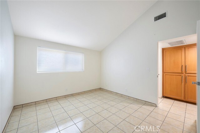 Building Photo - 2204 E La Palma Ave