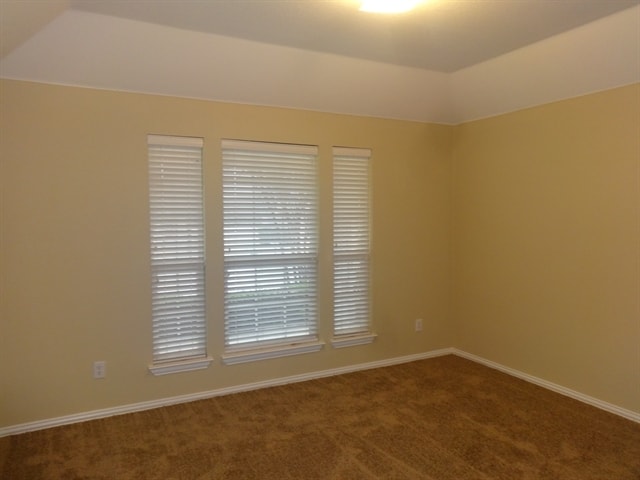 Building Photo - 2506 Parkview Dr