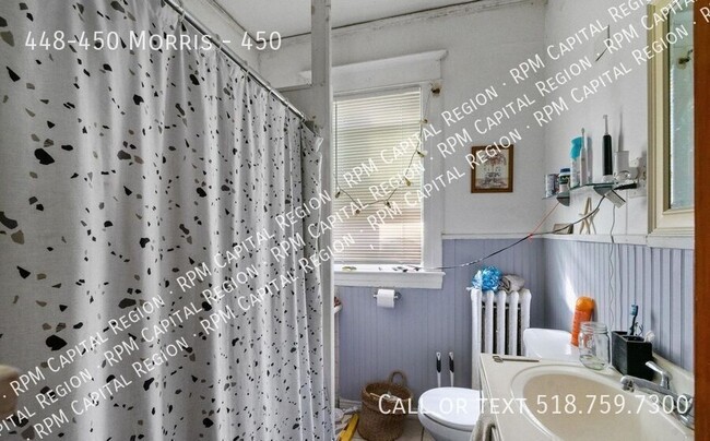 Building Photo - 448-450 Morris-450