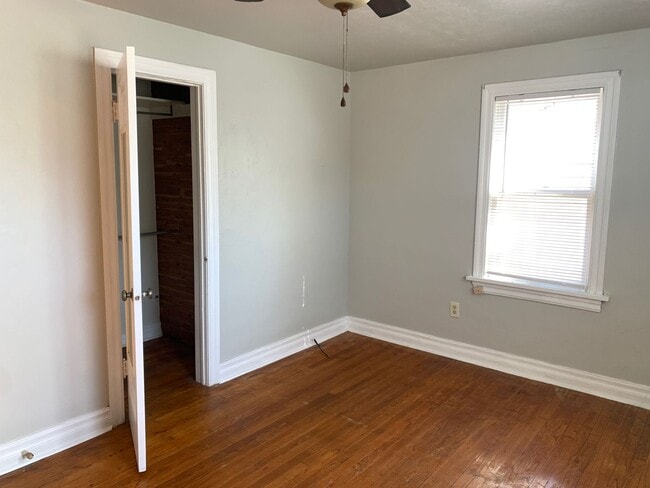 Building Photo - Nice 2 Bed 1 Bath Apartment in Great NW OKC Location! $820 Per Month!