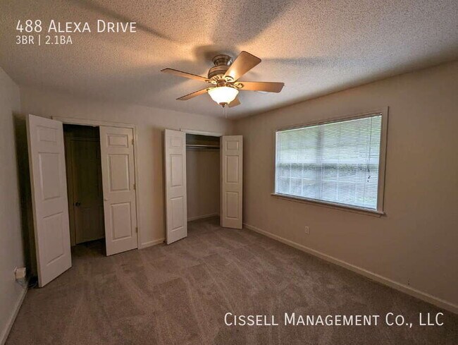 Building Photo - 488 Alexa Dr